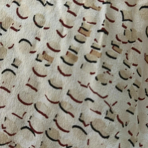 White House Black Market Silk Blouse. Sz 2 - Picture 6 of 6